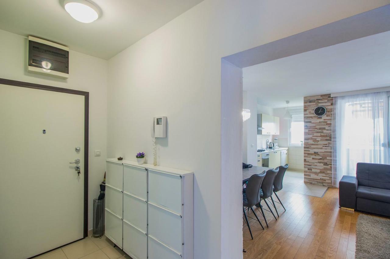 Apartment Montesa Zadar With Free Parking And Balcony Exterior foto